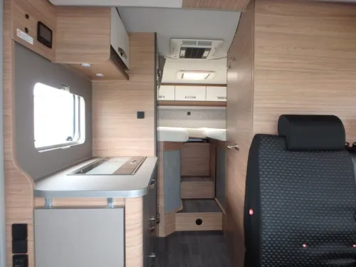 Weinsberg CaraSuite 650 MEG Foto: 16