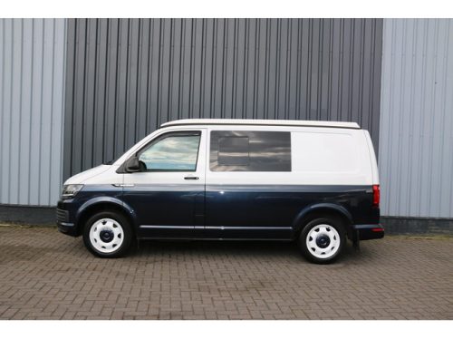 Camping-car Volkswagen Transporter TDI 150ch Automatique T6 | Climatisation | Si&egrave;ges chauffants | Vitres &eacute;lectriques | 4 couchages | nouvel int&eacute;rieur | R&eacute;frig&eacute;rateur + cong&eacute;lateur | photo : 4