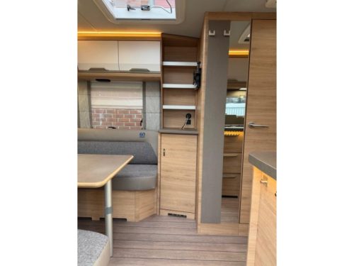 Knaus Sudwind 60 Years 460 EU Incl. Mover and Awning photo: 11