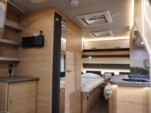Knaus Sudwind Black Selection 460 EU SINGLE BEDS photo: 15