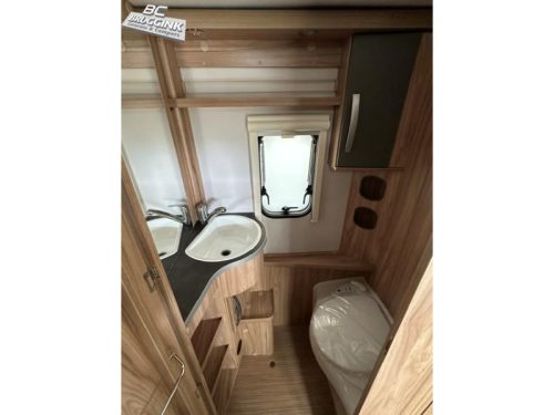 Eriba Feeling 442 SINGLE BEDS POP-TOP ROOF  photo: 7
