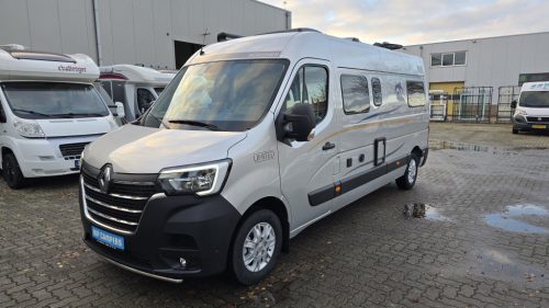 B&uuml;rstner Delfin Limited C 621 (SHOW MODEL) photo: 2