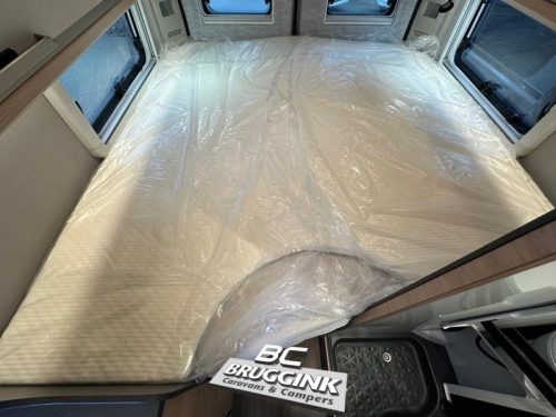Knaus Boxlife 600 ME ENKEL BED 6MTR AUTOMAAT Foto: 8