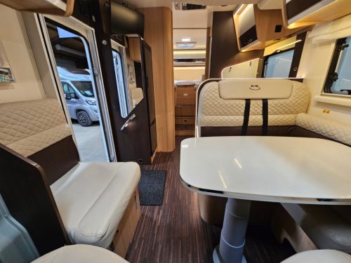 MC LOUIS SOVEREIGN 473 | single beds + pop-top roof photo: 5