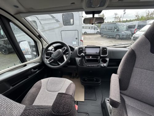 Knaus L!ve Ti Platinum 650 MEG Automaat Foto: 6
