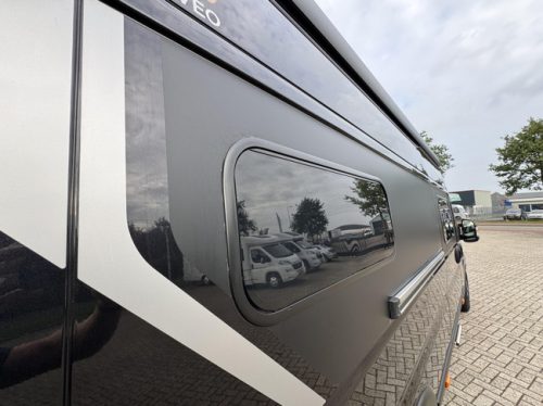 mooveo Van 63 EB Automaat Super luxe 180pk Foto: 6