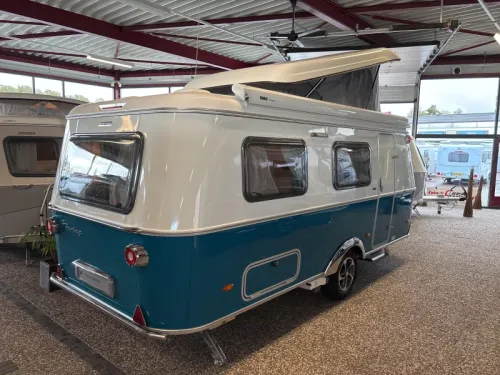 Eriba Touring 620 Harbour Blue Pop-top roof photo: 1