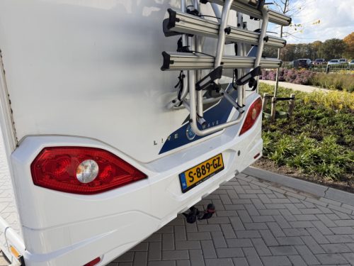 Knaus L!ve Wave 700 MEG automaat/luchtver./trekh.  foto: 2