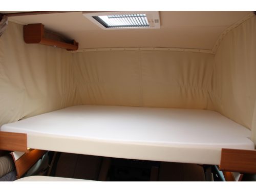 Carthago Chic C-Line I 4.9 LE-L Single beds + Pop-top roof  photo: 89