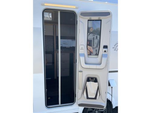 Knaus Sport 450 FU FRENCH BED-MOVER-NEW photo: 2