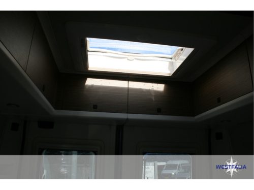 Westfalia Columbus 600D 140pk Aut. Premium Edition inkl. Schlafbank Foto: 23