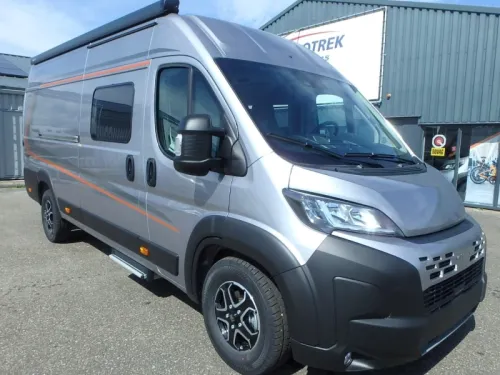 Weinsberg CaraBus 630 ME EDITION FIRE Foto: 2