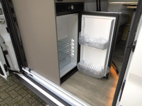LMC Innovan 592 16400,= ADVANTAGE FULL OPT photo: 11