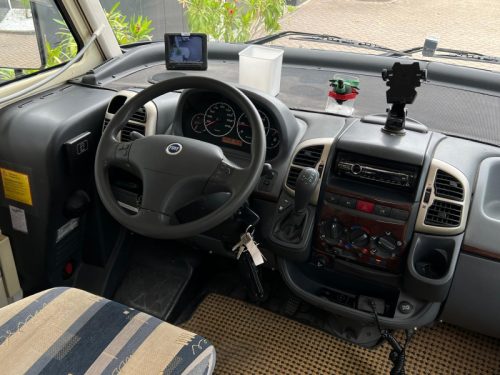 Hymer B654 automatic, fully loaded with options photo: 23