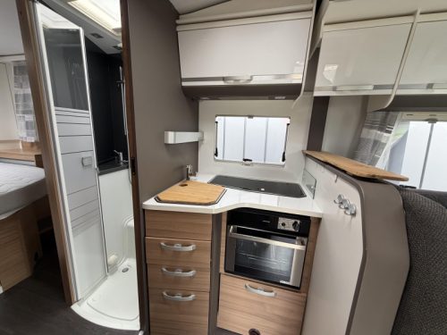 Adria Matrix 670 SC photo: 10