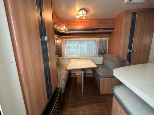 Hobby De Luxe 440 SF Foto: 3
