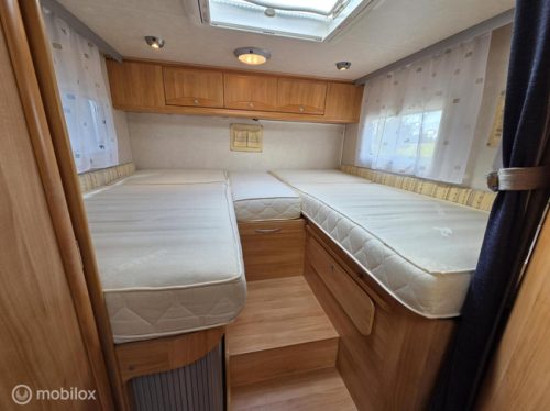 Adria Coral 660 enkele bedden 128pk ☆Trekhaak, 2004, Solar☆ foto: 16