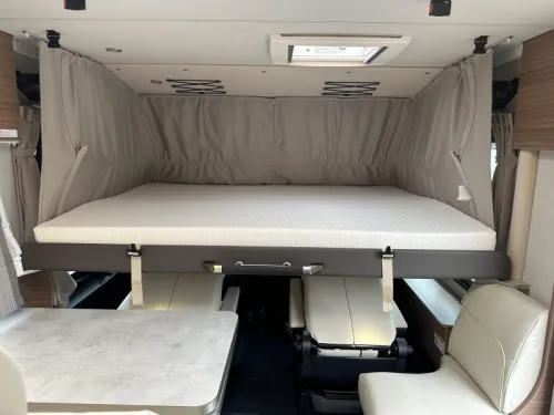 Knaus L!ve I 650 MEG Truma E&G, St&uuml;hle Leder Foto: 11