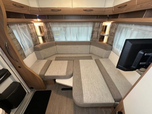 Hobby De Luxe 495 UL IC Silverline photo: 7