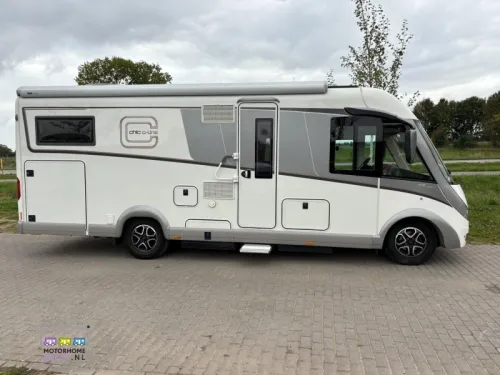 Carthago Chic C Line I 4.8 LE Length beds Automatic photo: 2