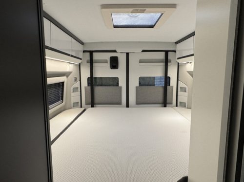Adria Twin Supreme 640 SGX 160 hp AUTOMATIC 9-Speed Euro6 Fiat Ducato 8 Maxi **Adjustable height single beds/4 seats/Awning/ photo: 17