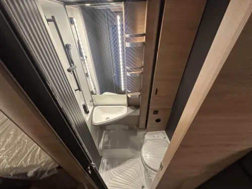 Knaus L!ve I 650 MEG 180cv auto 2x A/A Exclu foto: 22