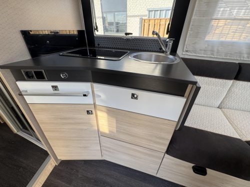 Chausson Titanium VIP 788 French bed no pop-top roof  photo: 20