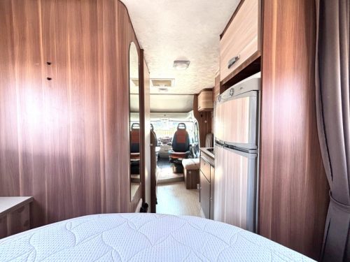 McLouis Glamys 72 Queensbed/2011/Euro4/6.7M photo: 13