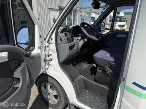 Chausson Welcome 55 - Bikelift - 140HP - Neat compact Motorhome photo: 9