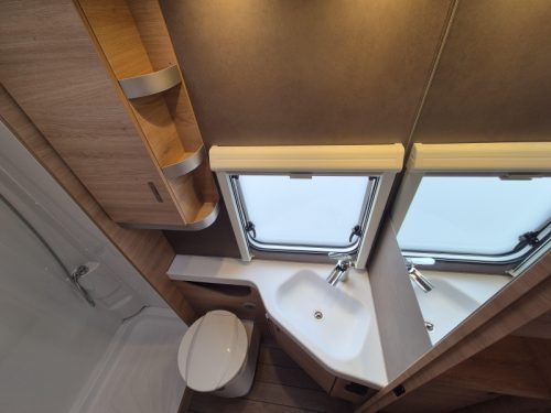 Knaus Sudwind Black Selection 580 UF ALDE Heizung  Foto: 10