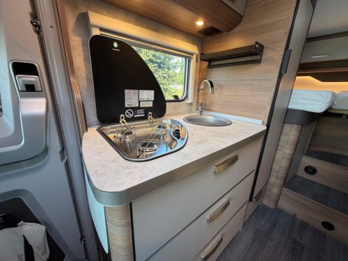 Knaus L!ve I 650 MEG LEVELSYST./AIRCO WOONDEEL Foto: 7