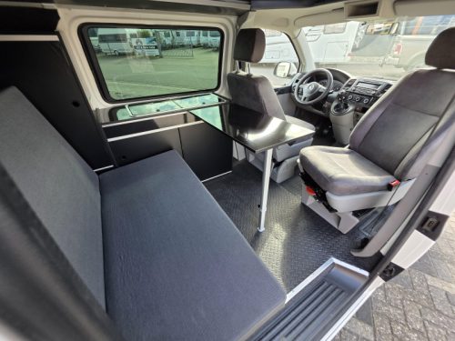 Volkswagen T5 2 TDI 4 berth Pop-top roof 2014 photo: 5