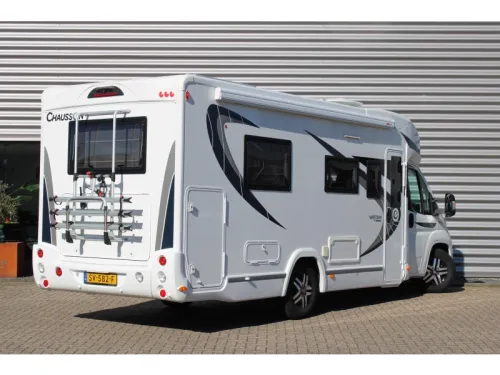 Chausson Welcome 711 TL Round Seating 4-person photo: 2