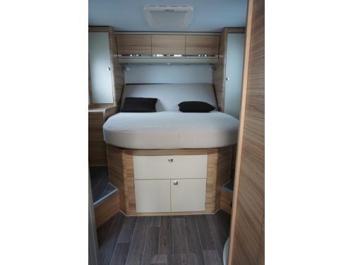 Adria Matrix Platinum 670 SC 5th seat / Roof air conditioning photo: 12