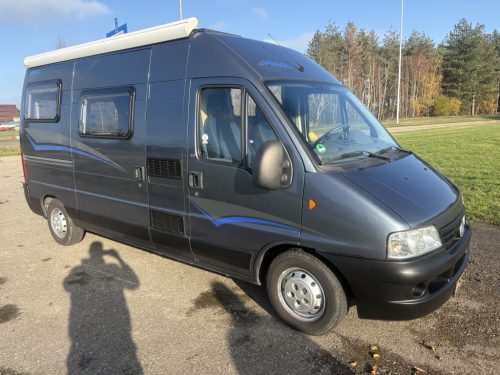 P&ouml;ssl 2Win Fixed bed 2.8 Turbo/128hp/AIRCO