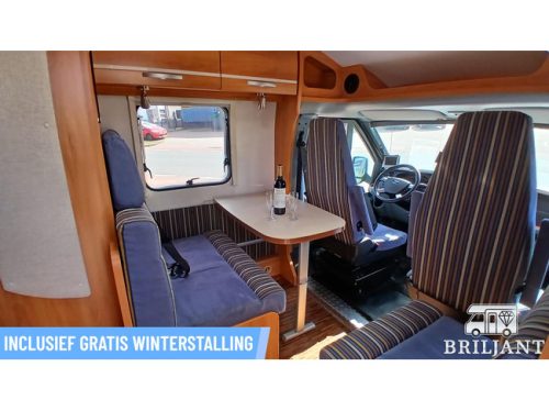 Hymer HV 562 .. 2008 single beds photo: 3