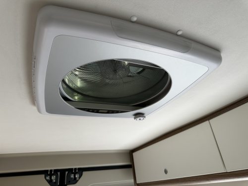 Carado CVE 640 single beds automatic photo: 12