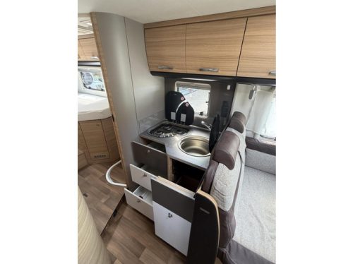 Autocaravana Dethleffs Advantage Edition T 7051 Camas Individuales Panel Solar Suspensi&oacute;n Neum&aacute;tica Bearlock foto: 15