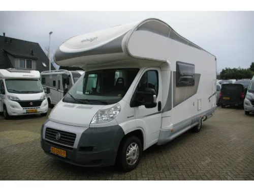 Elnagh Baron 47 D Transverse bunk bed, 2x air conditioning photo: 2