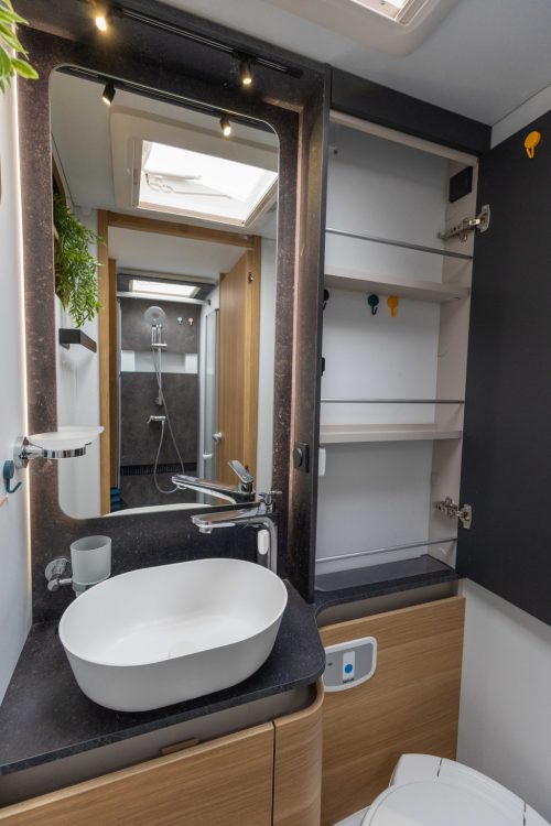 Adria Matrix Plus 670 DL Foto: 28