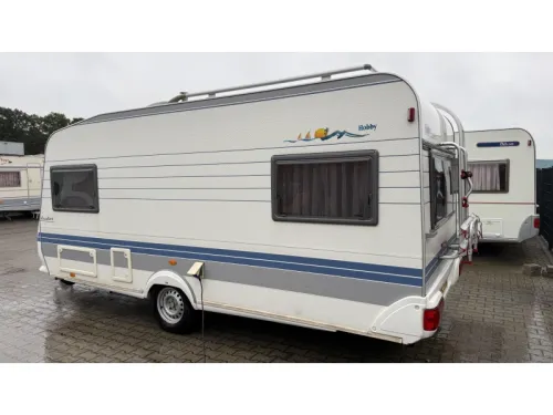 Hobby Excellent 470 UB dinette transverse bed toilet  photo: 12