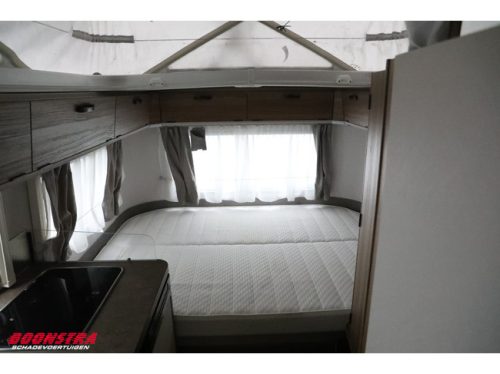 Eriba Touring 430 **NEW/NEU** Awning Transverse bed LMV photo: 15