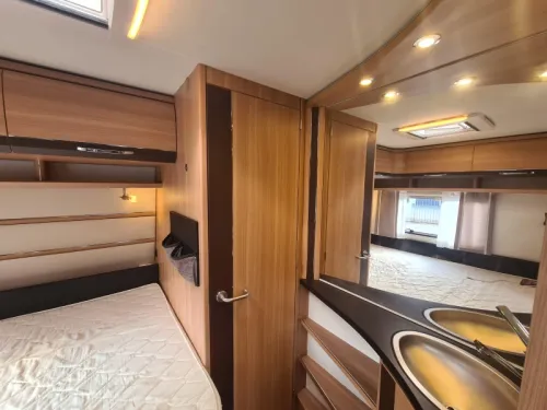 LMC Passion 440 D Vorzelt und Mover Foto: 15