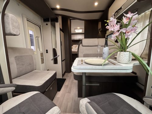 Benimar Tessoro 495 UP QUEEN BED + POP-TOP ROOF XXL GARAGE 6.99M photo: 17