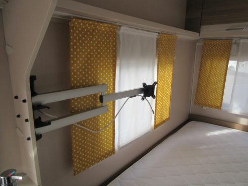 Dethleffs C'Joy Active 460 LE WITH MOVER AND AWNING photo: 21