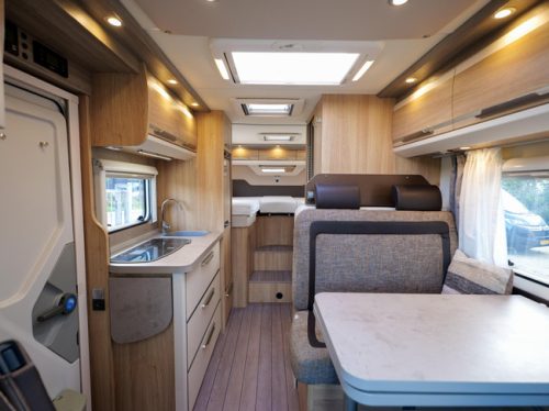 Knaus Sky TI 650 MEG L&Auml;NGSBETTEN XXL GARAGE! Foto: 12