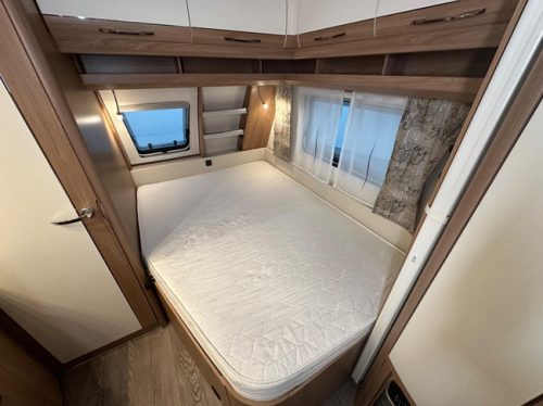 Hobby De Luxe 460 UFE photo : 5