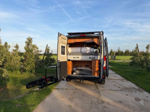 P&ouml;ssl Summit 540 AUTOMATIC VAN CONVERSION / 450W SOLAR / INVERTER / CARPLAY / 2xBATTERY / AWNING photo: 4
