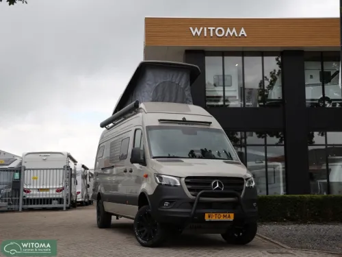 Hymer Grand Canyon S 700 Crosstrail 4x4 on location photo: 1