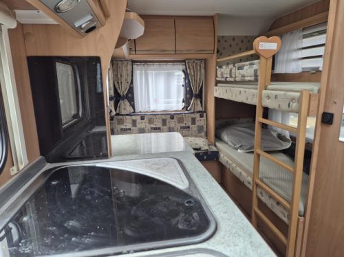 B&uuml;rstner 480 TK Etagenbett, Rundsitzgruppe, Rangierhilfe + Vorzelt 2. Bes. Foto: 10